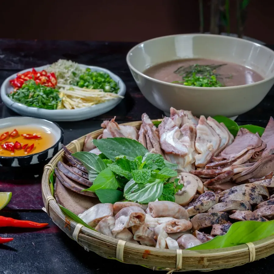 Ly bạc xỉu — sữa tươi đánh bọt mịn — trước